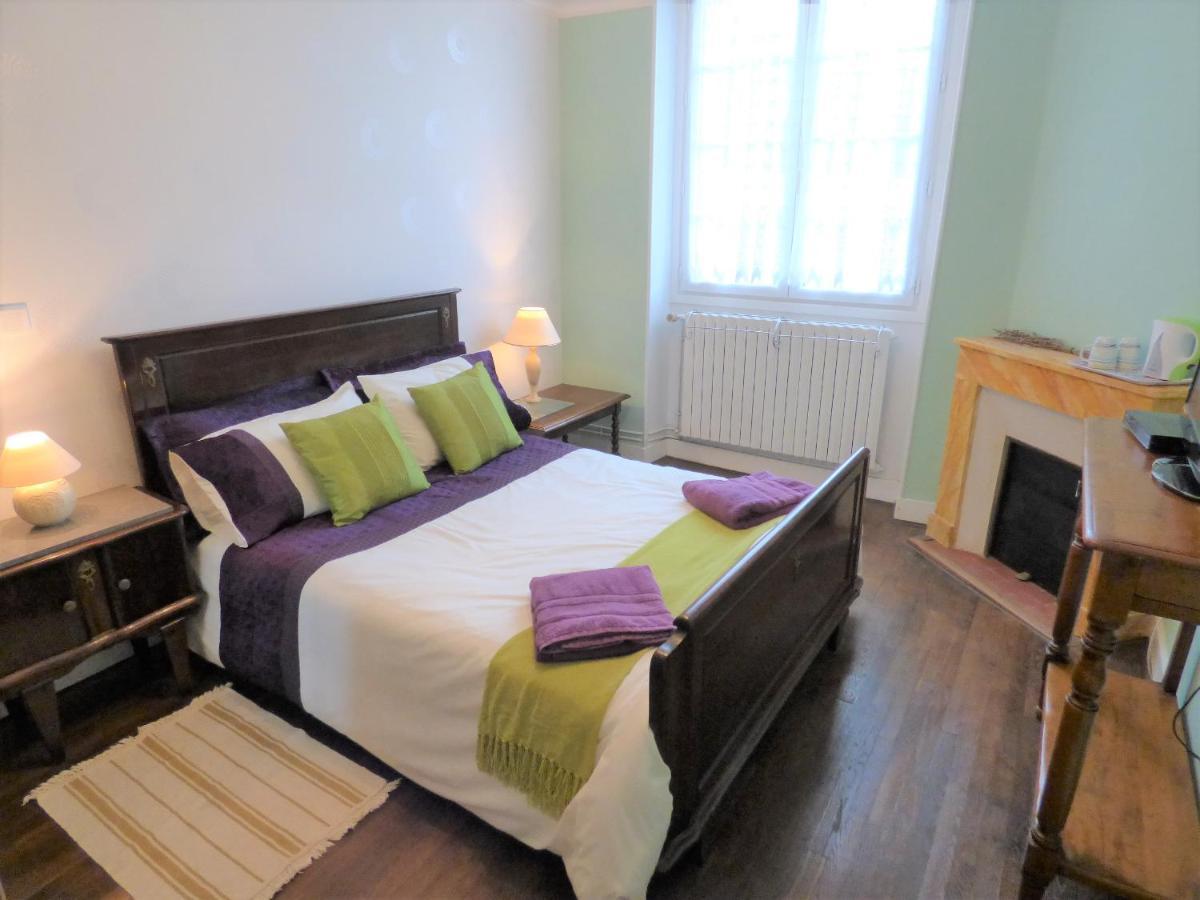 Les Tibles Bed & Breakfast Nanthiat Ngoại thất bức ảnh