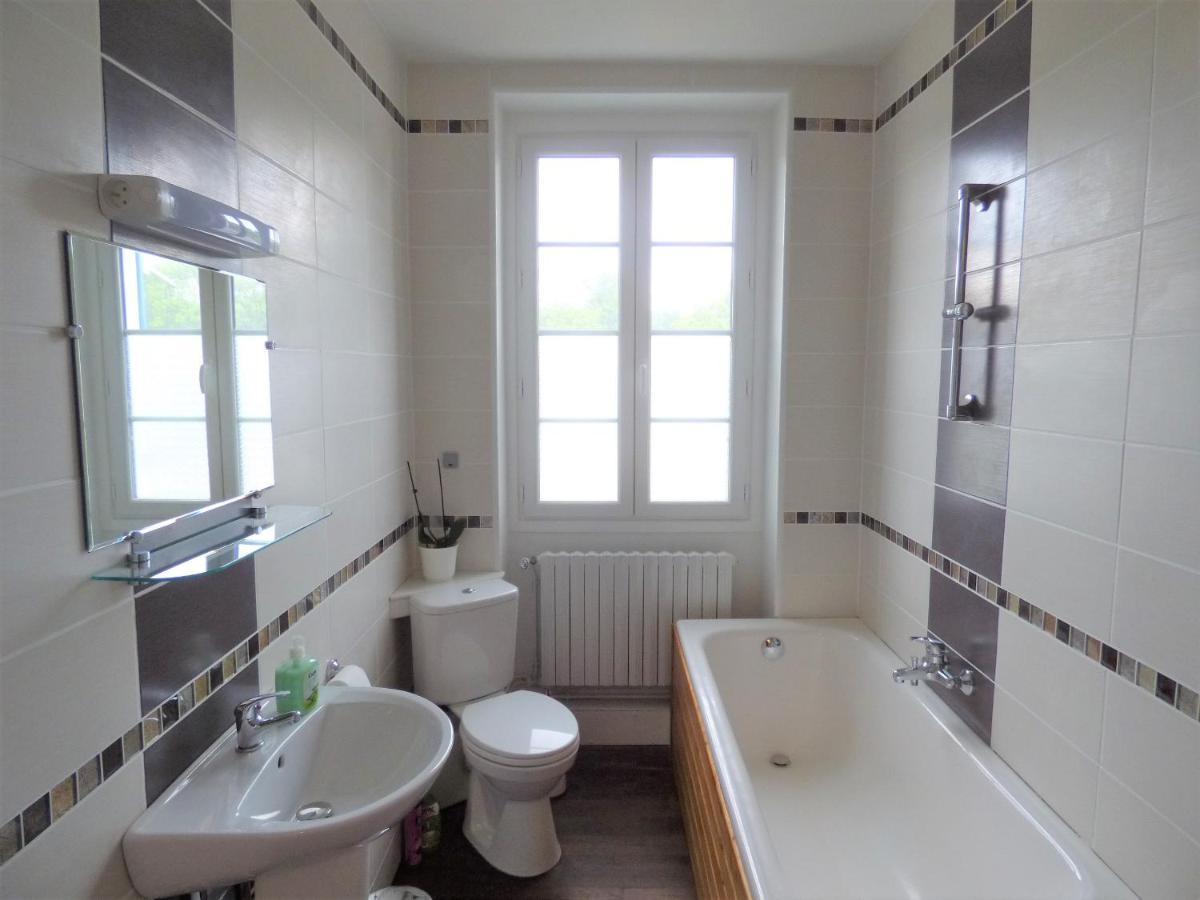Les Tibles Bed & Breakfast Nanthiat Ngoại thất bức ảnh
